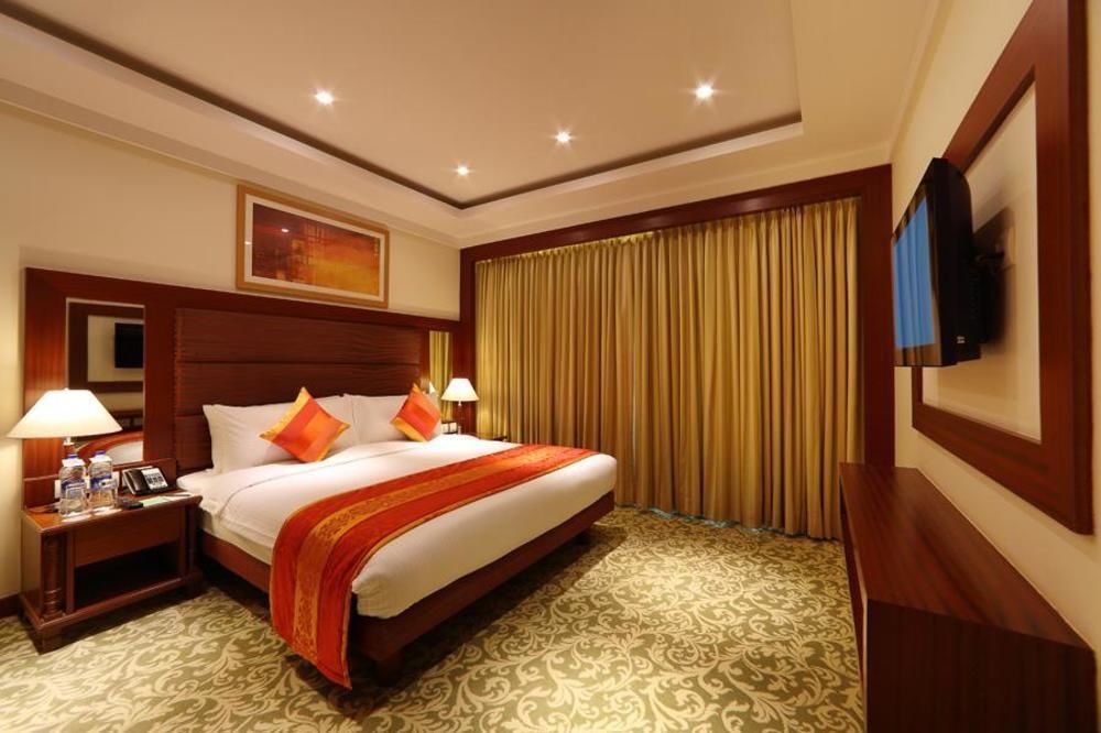 Accord Puducherry Extérieur photo